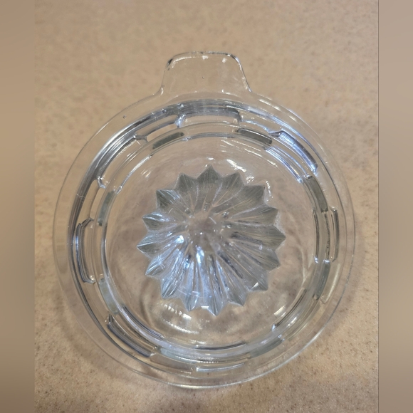 Vintage Citrus Reamer Juicer Clear Glass Tab Handle - Picture 5 of 6